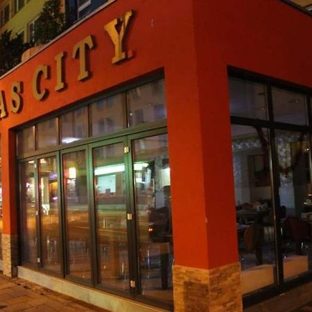 Atlas City Hotel Munchen Bagian luar foto