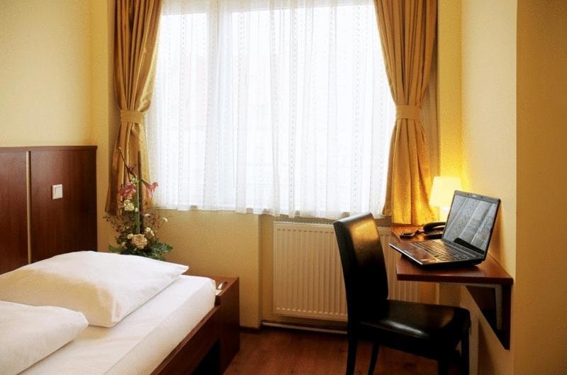 Atlas City Hotel Munchen Ruang foto