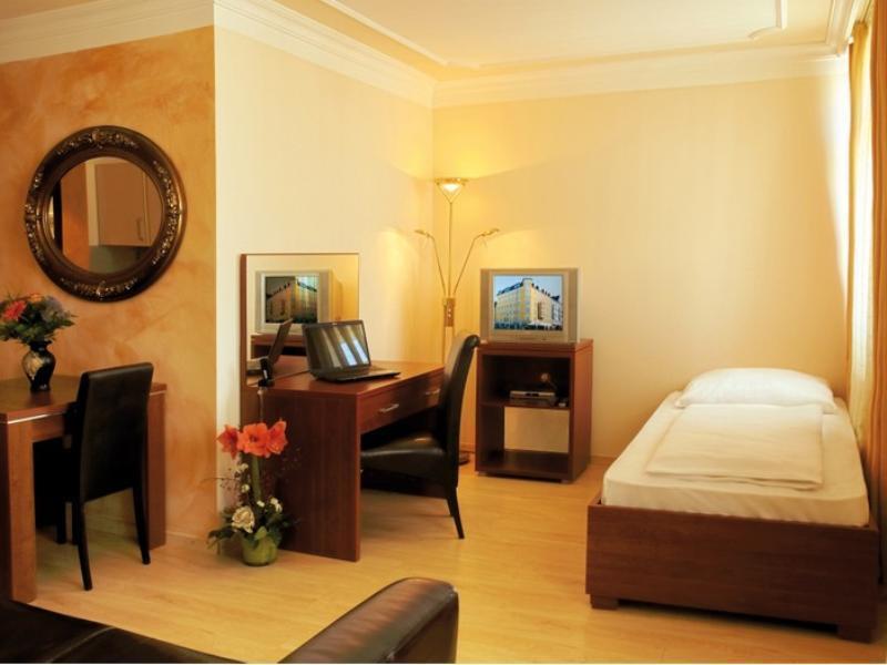 Atlas City Hotel Munchen Bagian luar foto